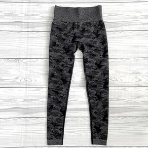 GYMSHARK ADAPT CAMO SEAMLESS LEGGINGS